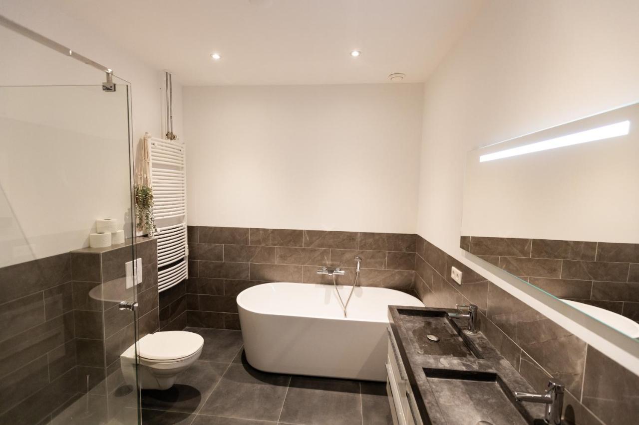 Luxury 100 M2 Appartment In City Centre Of Bréda Extérieur photo